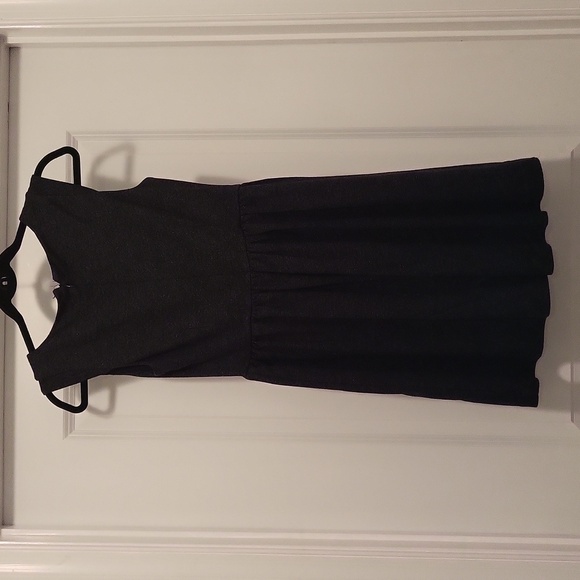 ELLE Sleeveless Black Shimmer Dress size 4 - Picture 2 of 5